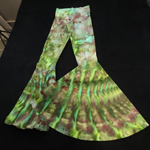 Load image into Gallery viewer, Size Small Bell Bottom Leggings