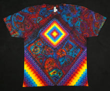 Load image into Gallery viewer, Size 2XL Diamond Mandala with Micro Geode Background
